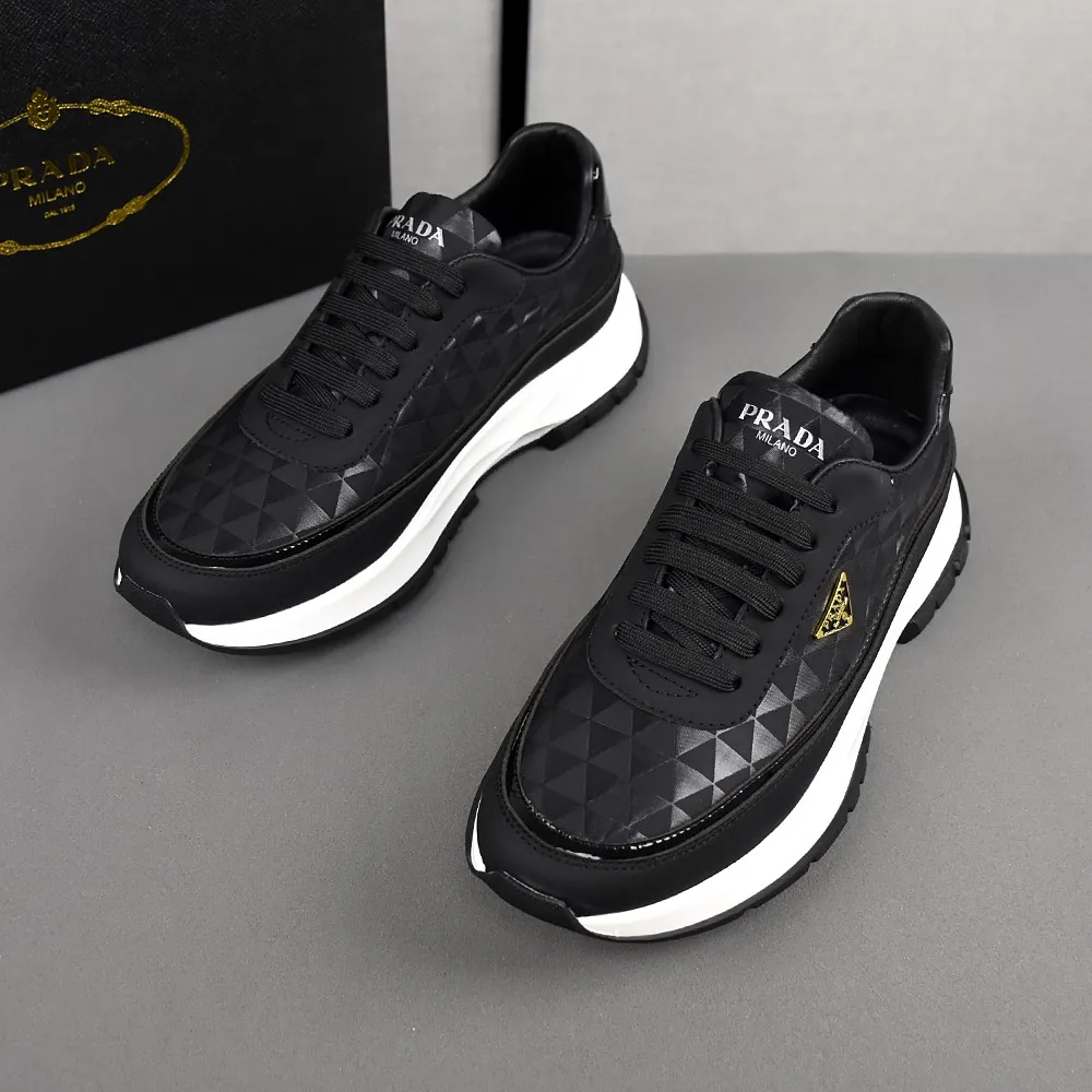 PP440👟👟👟[PRADA-Prada] boutique series. The upper is made of first-layer cowhide, sheepskin lining, and an ultra-light soft elastic PU outsole. Men's size 38-44 (45 custom-made) (just choose according to your usual wearing size).
